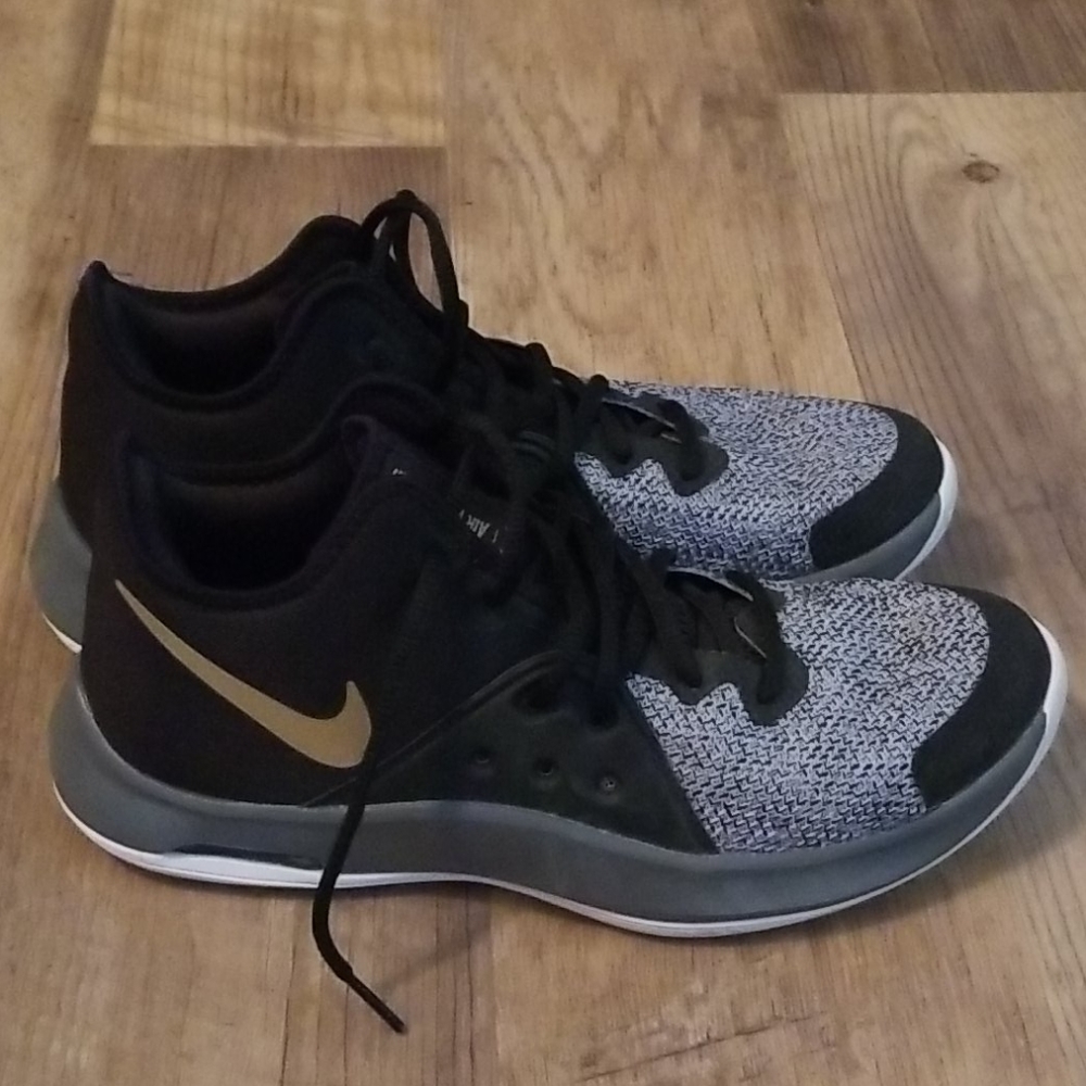 Nike basketball shoes size 8